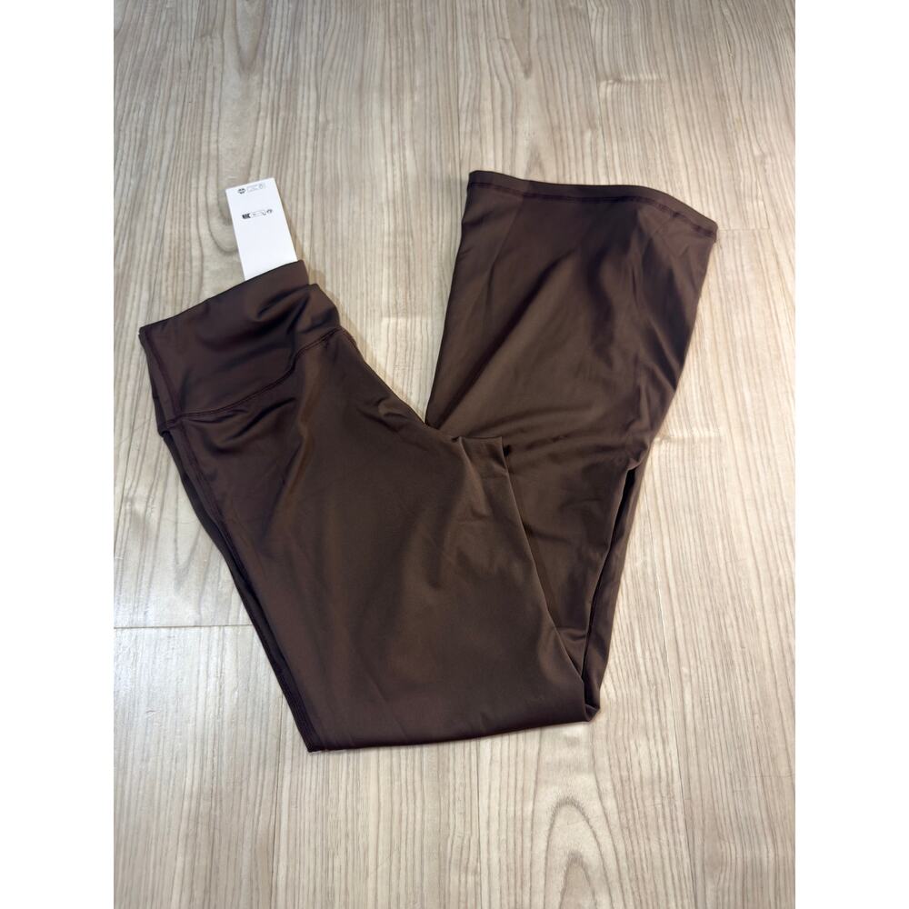 ALO Yoga Brown Flare Leggings - Picture 6 of 6